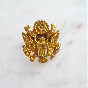 🌙WWII Eagle Lapel Pin Military Golden